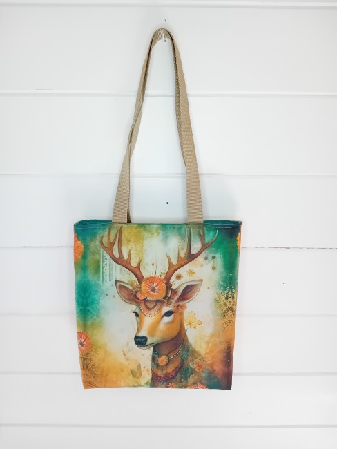 Sac cabas Cerf esprit boho avec motif de cerf entouré de fleurs, confection artisanale dans les Vosges