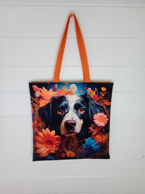 Tote bag Chien fleuri avec chien noir et blanc entouré de fleurs – Les Cabas en folie