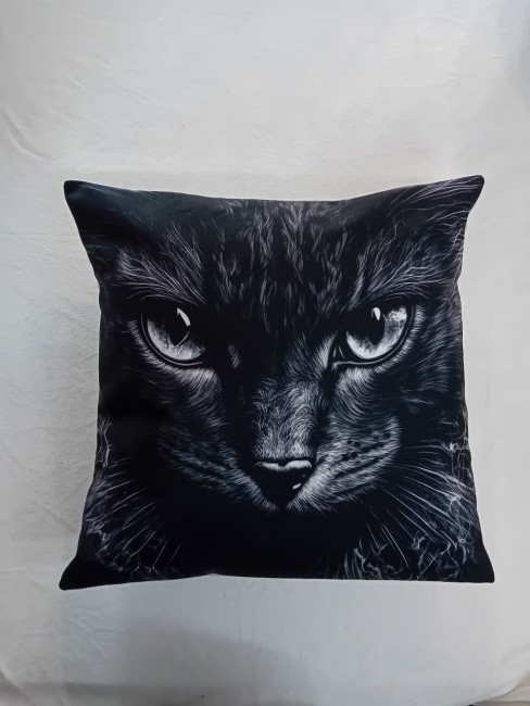 Housse de coussin Chat noir et blanc en velours imprimé 45 × 45 cm