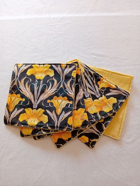 Essuie-tout originaux et lavables en éponge bambou et tissu imprimé, modèle unique fait main de fabrication française.