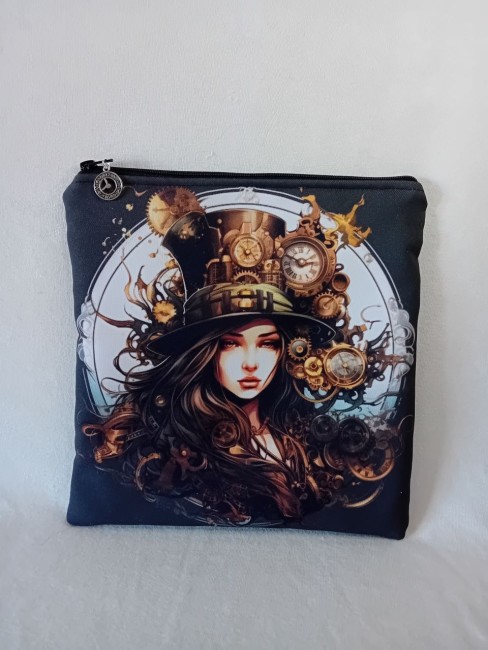 Trousse Steampunk femme aux rouages et mécanismes