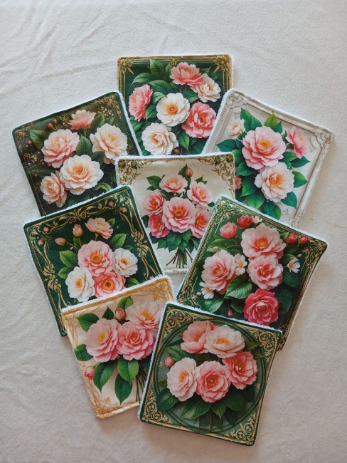 Lingettes démaquillantes originales et lavables en éponge bambou et tissu imprimé, modèle unique fait main de fabrication française.