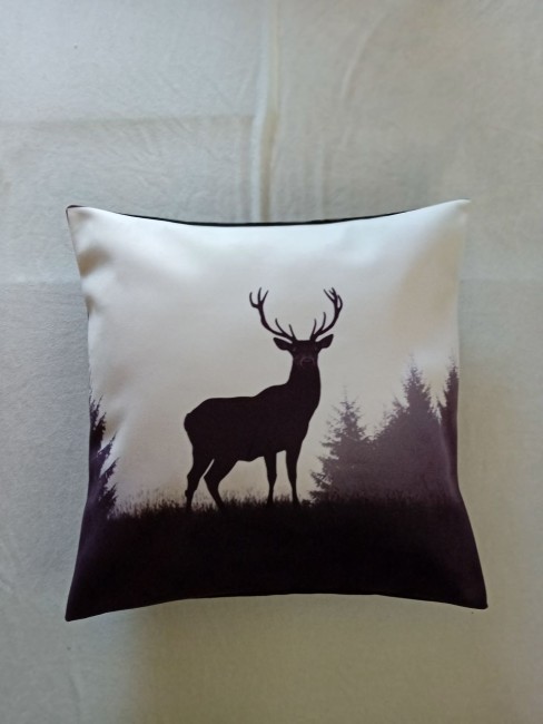 Housse de coussin Cerf noir et blanc en velours imprimé 45 × 45 cm
