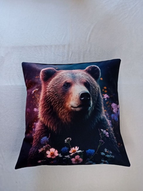 Housse de coussin Ours 45×45 en velours | Les Cabas en folie Housse de coussin Ours en velours imprimé 45 × 45 cm