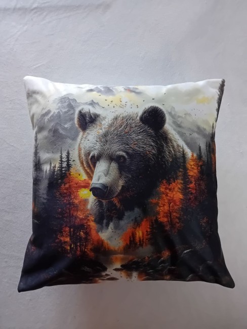 Housse de coussin en velours motif animaux ours en foret et montagne faite main