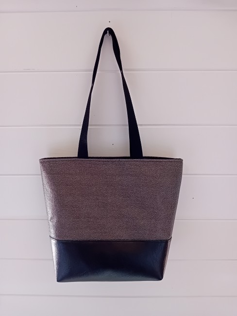 Sac cabas Éclat d’acier noir et couleur acier, modèle unique créé à Gérardmer dans les Vosges
