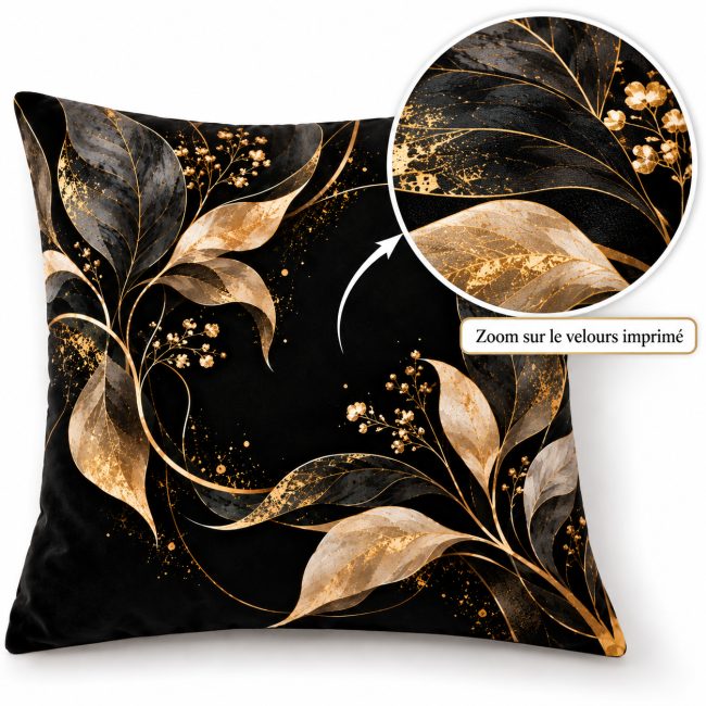 Zoom sur le velours imprimé de la housse de coussin Feuillage métallisé or, révélant les détails des feuilles dorées et ivoire sur fond noir.