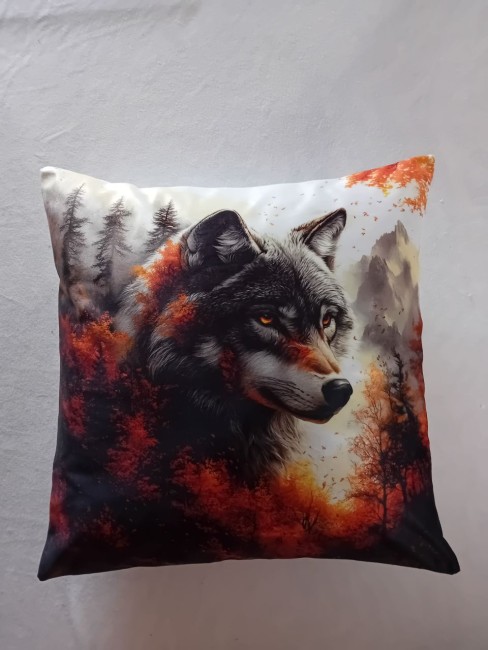 Housse de coussin Loup en forêt en velours imprimé 45 × 45 cm
