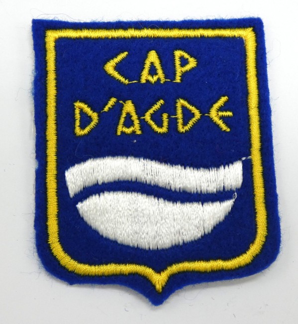 Ecuson brodé CAP D 'AGDE ( occasion ) 
