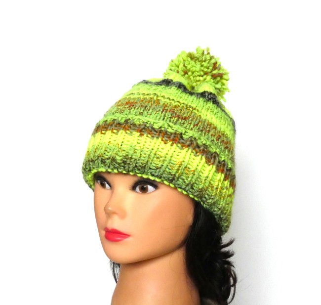 P1010728 Bonnet femme jaune fluo / muliticlore