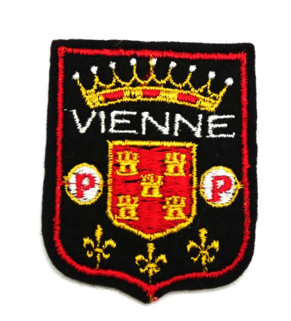 P1080305 Ecusson brodé ville VIENNE