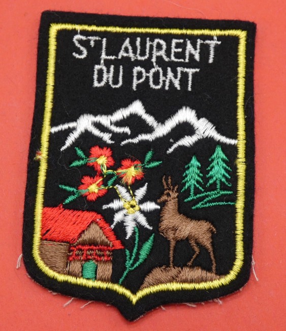 Ecusson brodé ville ST LAURENT DU PONT 