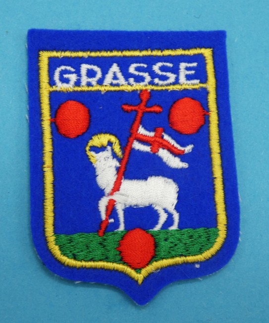 P1100032 Ecusson brodé ville GRASSE