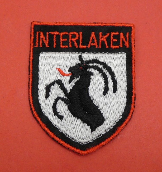 P1040374 Ecusson brodé INTERLAKEN