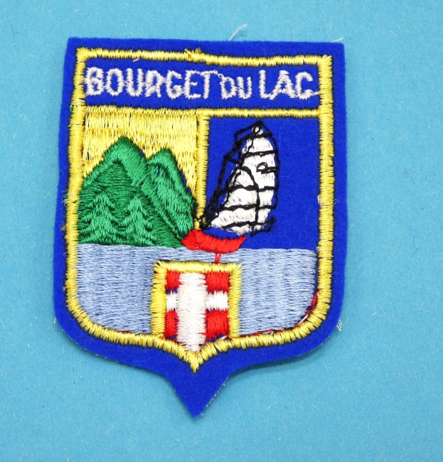 P1070912 Ecusson brodé ville BOURGET DU LAC