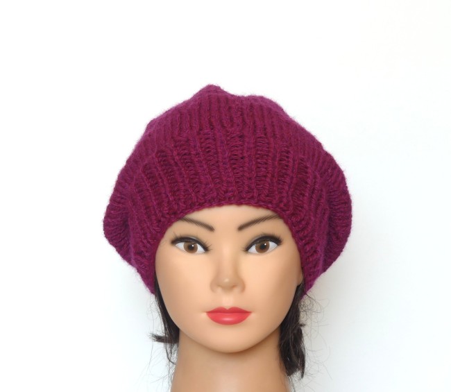 Béret femme violet tricoté main