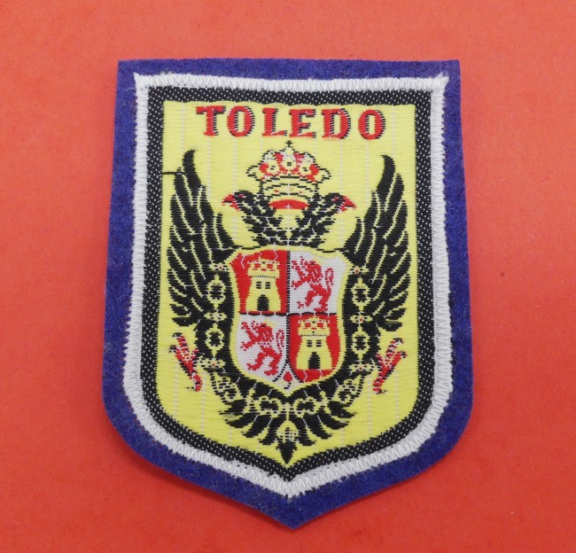 P1260098  Ecusson brodé ville Toledo
