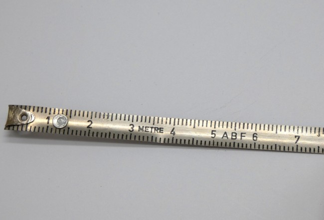 P1050182 Porte clé ancien bidon TOTAL Fuel Oil domestique