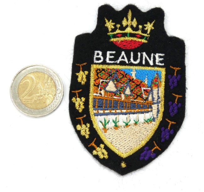 Ecusson collection meresse brodé ville BEAUNE