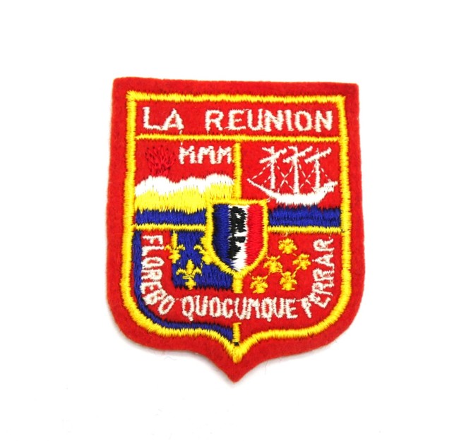 P1040563 Ecusson brodé ville île réunion
