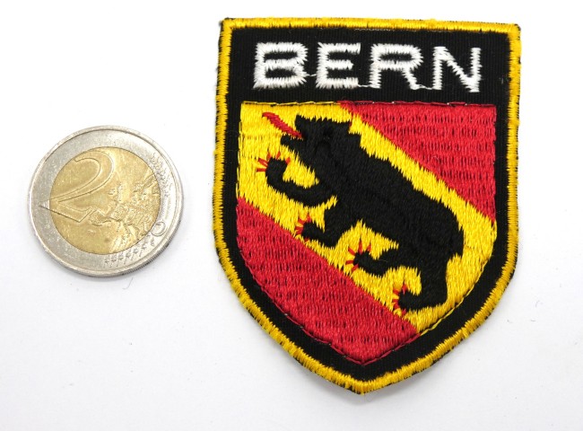 P1040273 Ecusson brodé ville BERN