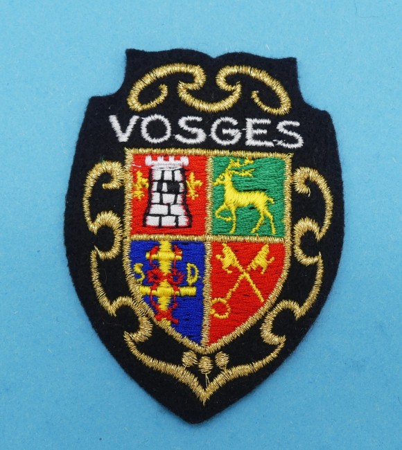 P1240421 Ecusson brodé ville / région Vosges