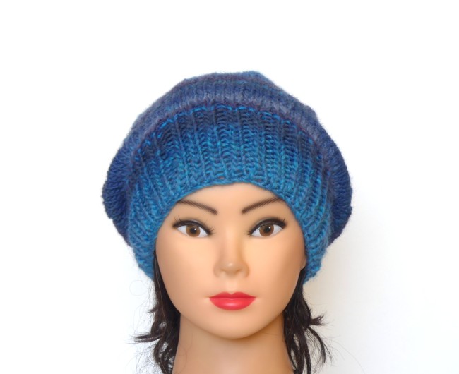 Béret femme laine bleu turquoise C 7851