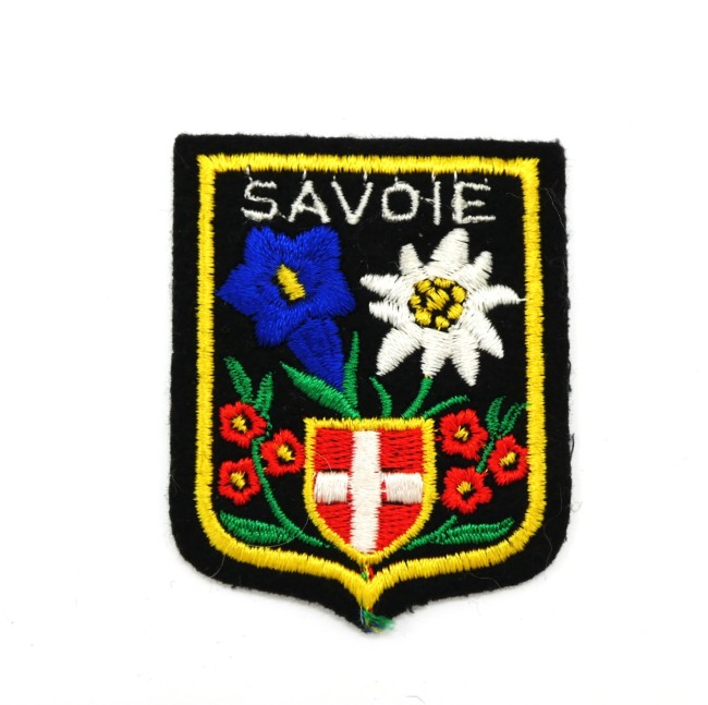 P1020095 Ecusson brodé ville SAVOIE