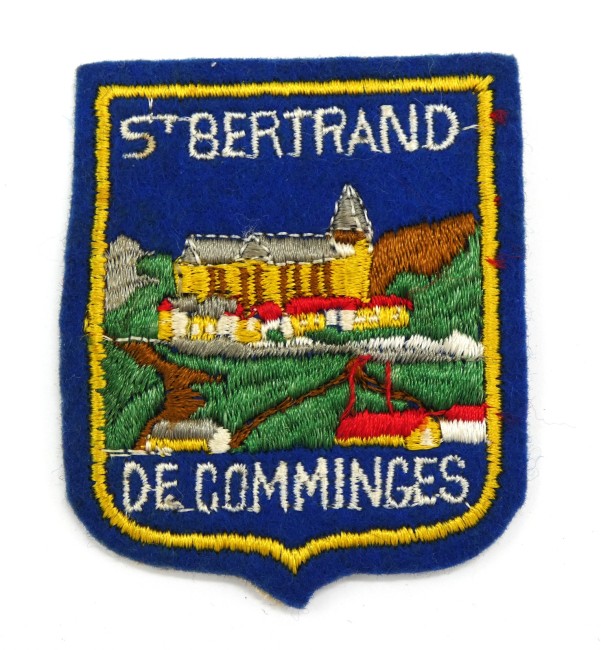 P1010540 Ecusson ville Saint Bertrand - de - Comminges
