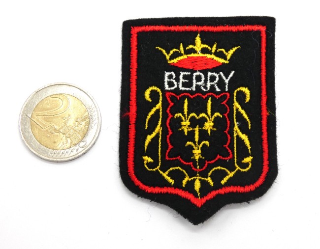  Ecusson brodé ville BERRY