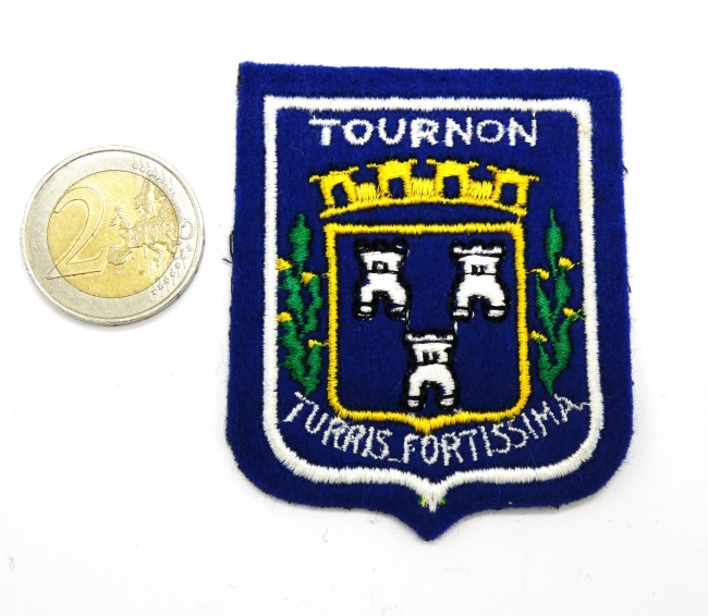 Ecusson brodé ville TOURNON 