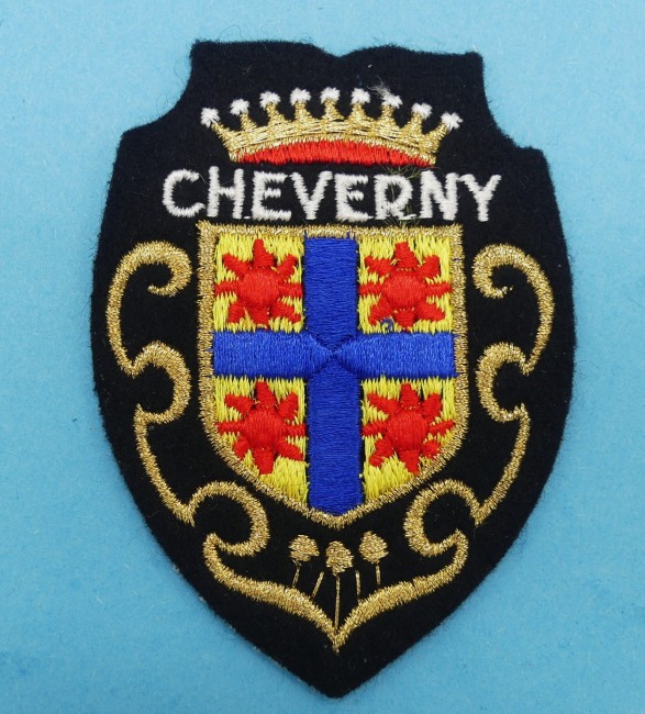 P1240712 Ecusson brodé ville Cheverny