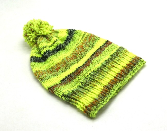 P1010733 Bonnet femme jaune fluo / muliticlore