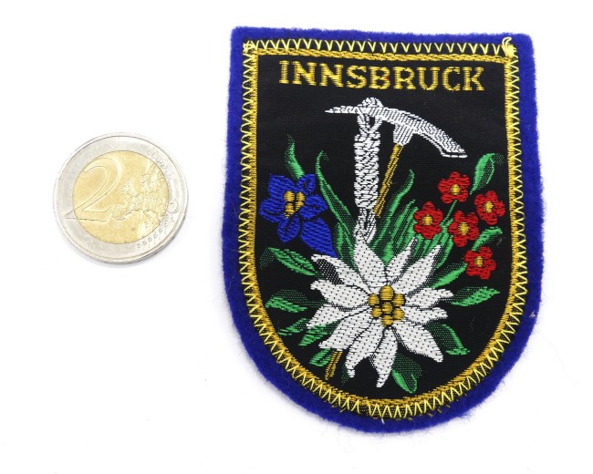 Ecusson brodé ville INNSBRUCK en tissu feutrine 
