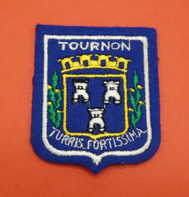 Ecusson brodé ville TOURNON 