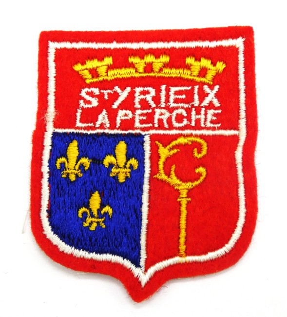 P1100485 Ecusson brodé ville St Yrieix La Perche