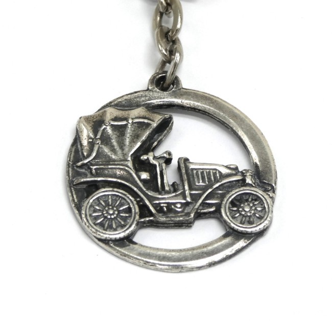 Ancien porte clé métal voiture ancienne - Tacot