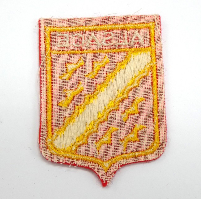 P1050036 Ecusson brodé ville ALSACE