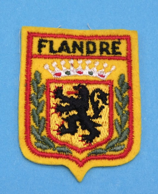 P1080254 Ecusson brodé ville FLANDRE