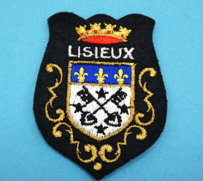 P1070202 Ecusson brodé ville LISIEUX