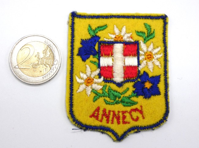 P1040907 Ecusson brodé ville ANNECY