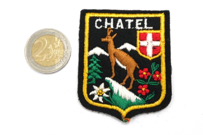 P1030256 Ecusson brodé Chatel
