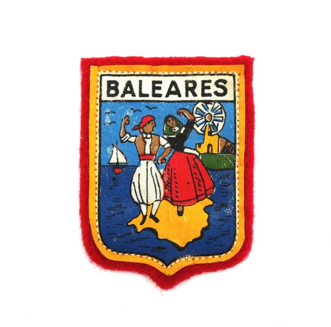 P1010551 Ecusson feuitrine brodé Îles Baléares