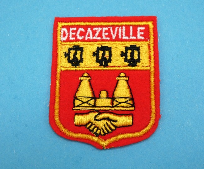 Ecusson brodé ville DECAZEVILLE 
