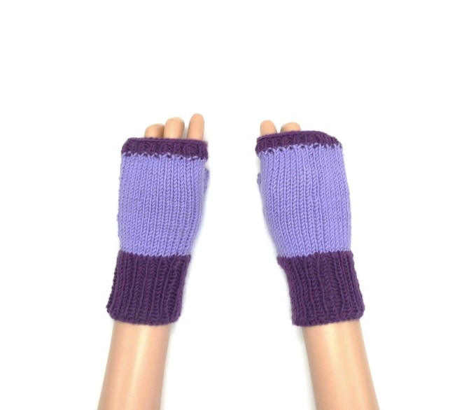 P1060891 Mitaines pour femme couleur violette et lilas 100% laine merino