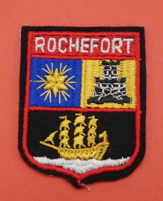 P1070959 Ecusson brodé ville Rochefort