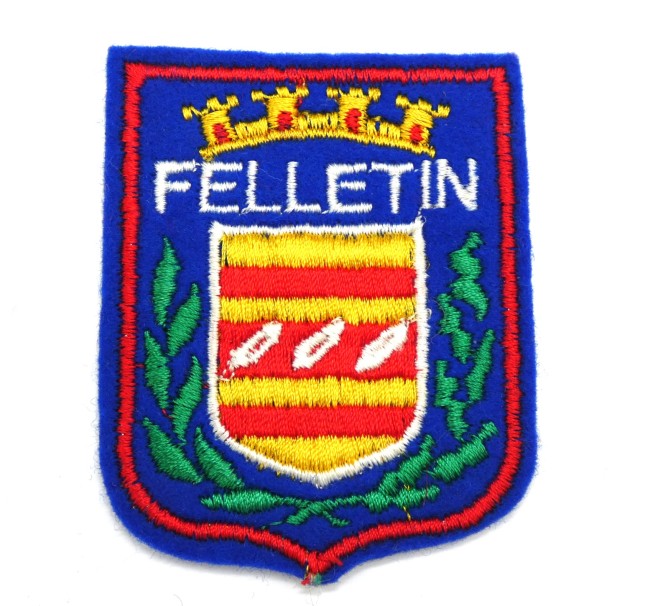 P1110375 Ecusson brodé ville Felletin