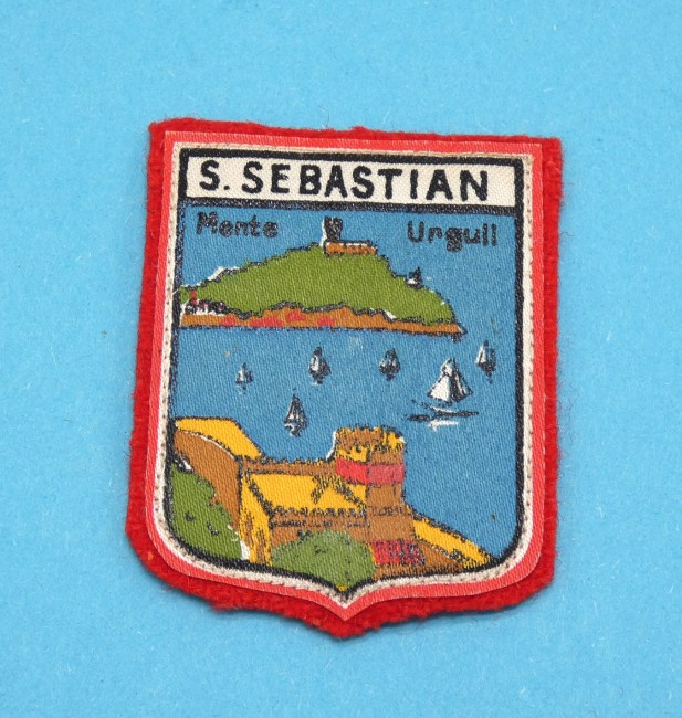  Ecusson brodé ville San . Sébastian 