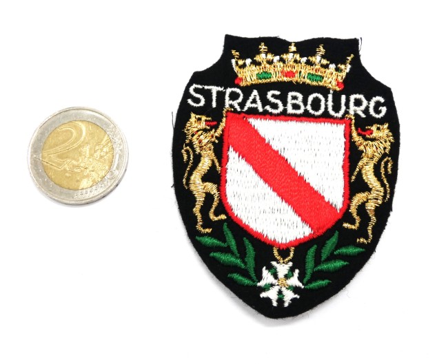 P1030690 Ecusson Meresse brodé ville Strasbourg