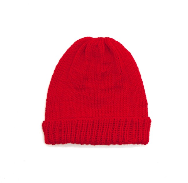 P1100975 (1) bonnet rouge tricoté main unisexe ( Homme ou femme )